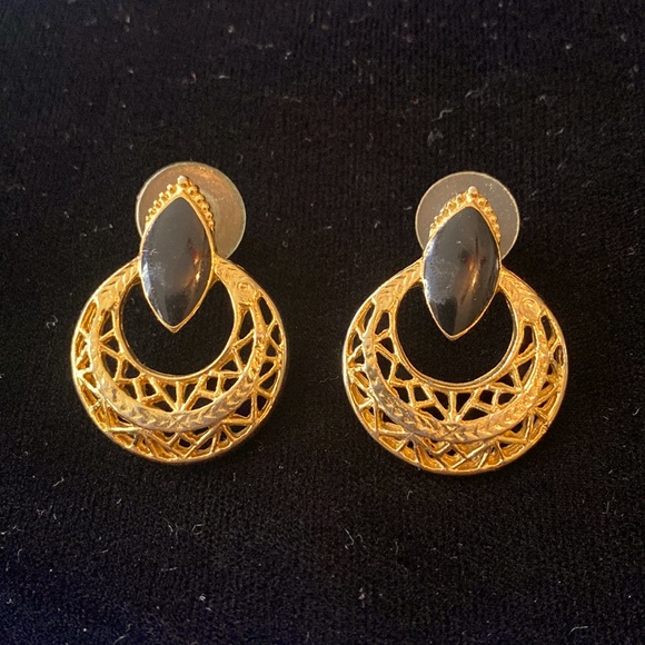 🖤Vintage gold enameled earrings - Picture 2 of 12